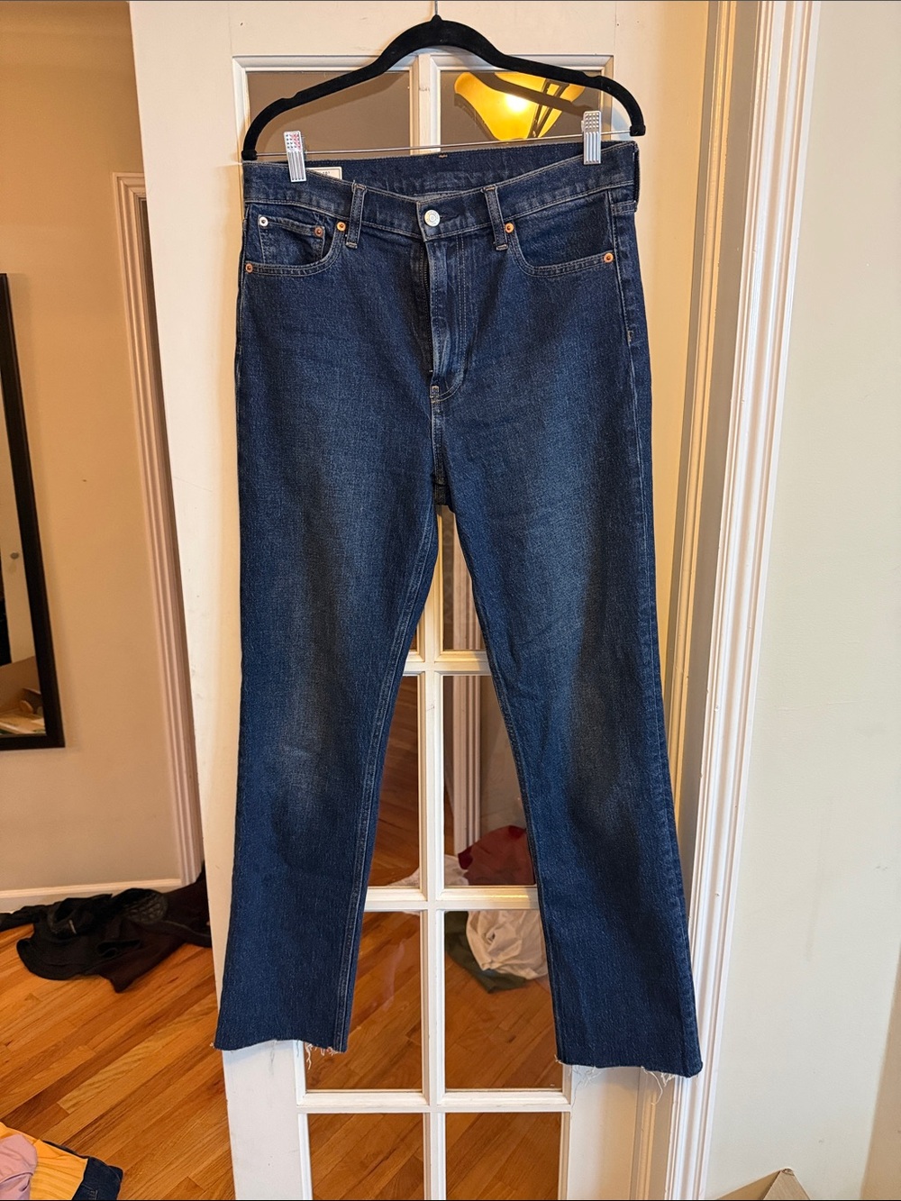GAP 30/10T women’s 90s straight high-rise jeans with raw edge